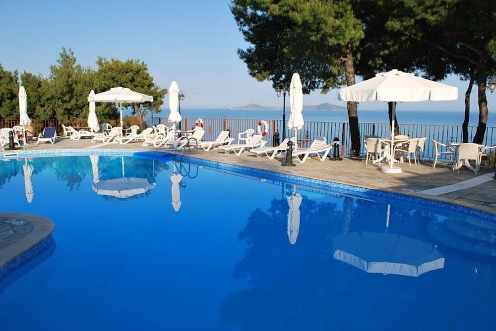 Milia Bay Hotel Apartments Экстерьер фото