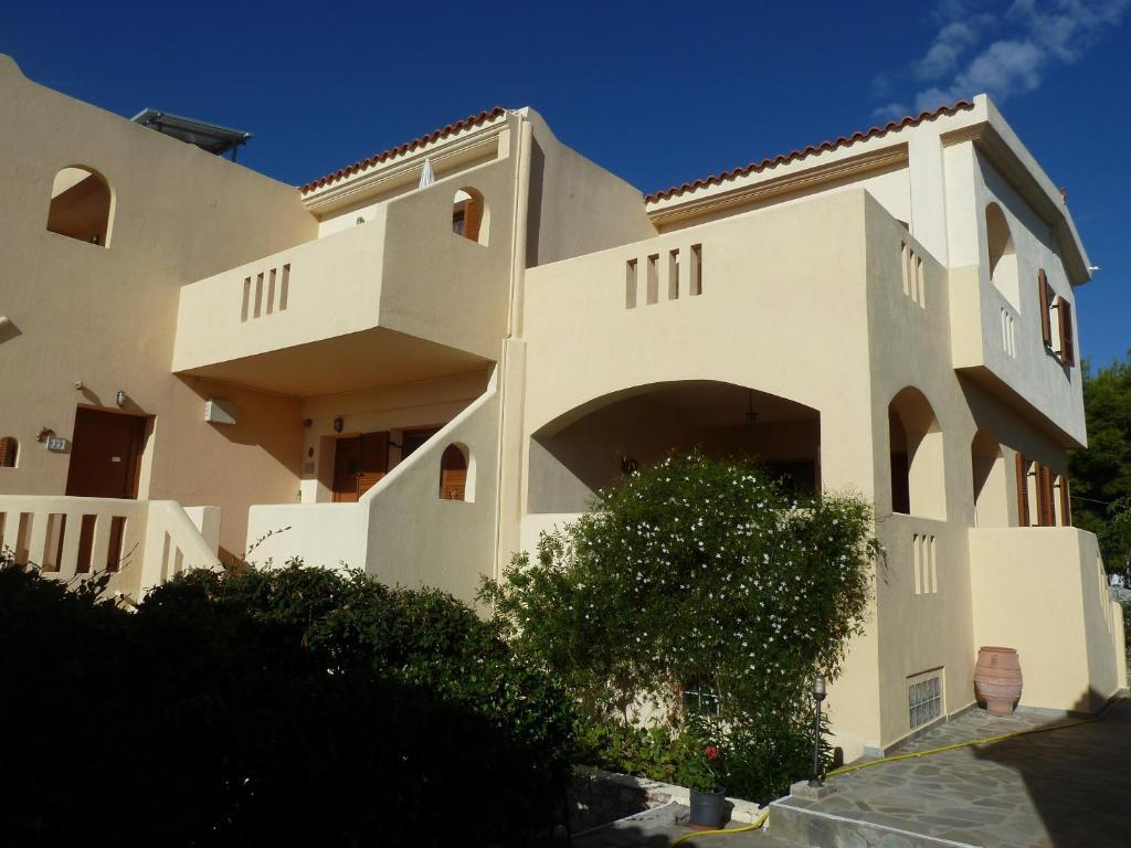 Milia Bay Hotel Apartments Экстерьер фото